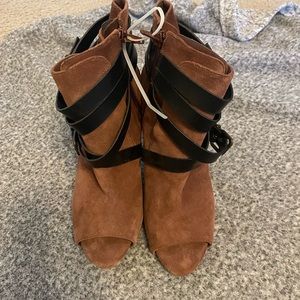 Suede and dark brown leather shoes